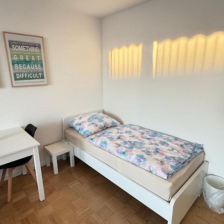 Monteur & Messezimmer Ratingen-Duesseldorf Exteriör bild