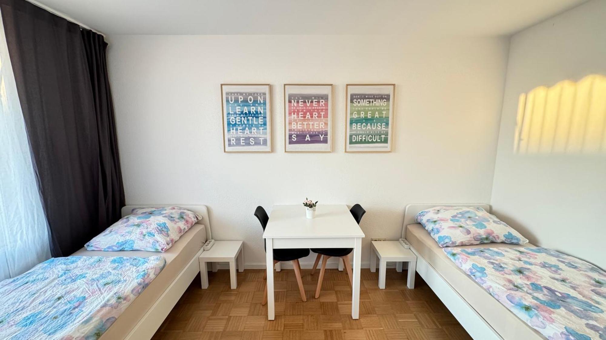 Monteur & Messezimmer Ratingen-Duesseldorf Exteriör bild